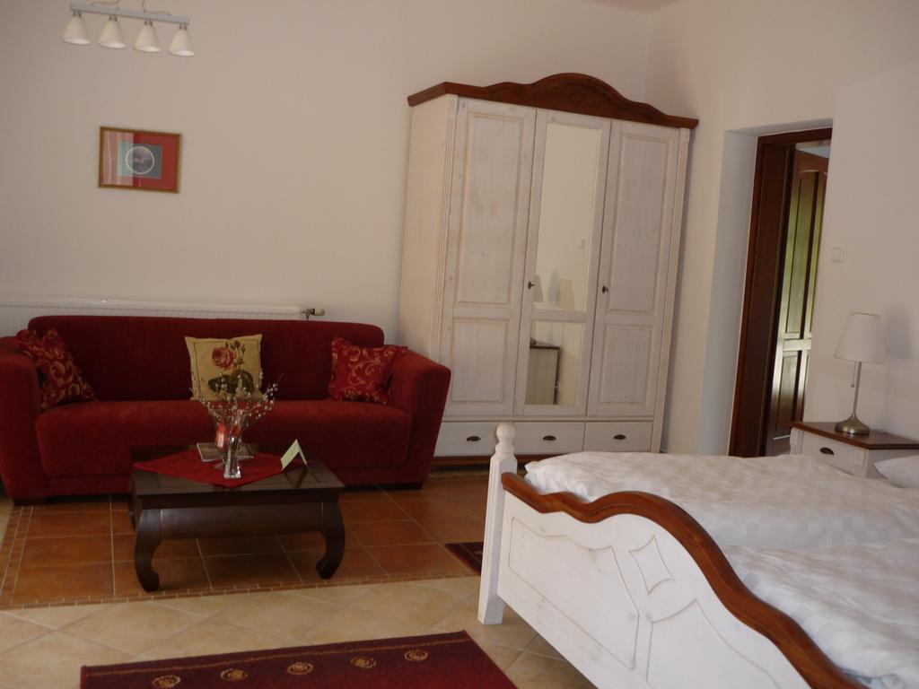 Oereg Malom Hotel Csepreg Cameră foto